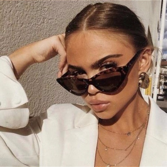 Leopard Print Vintage Cat Eye Sunglasses - Picture 6 of 6